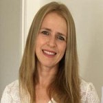Docente Fabiana Andrea Soares Ferreira recebe título de Doutora em Biotecnologia